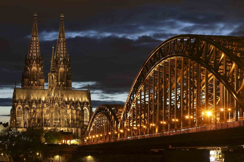 Köln Katedrali, 1 Temmuz’dan İtibaren Turistlerden 12 Euro Giriş Ücreti Alacak