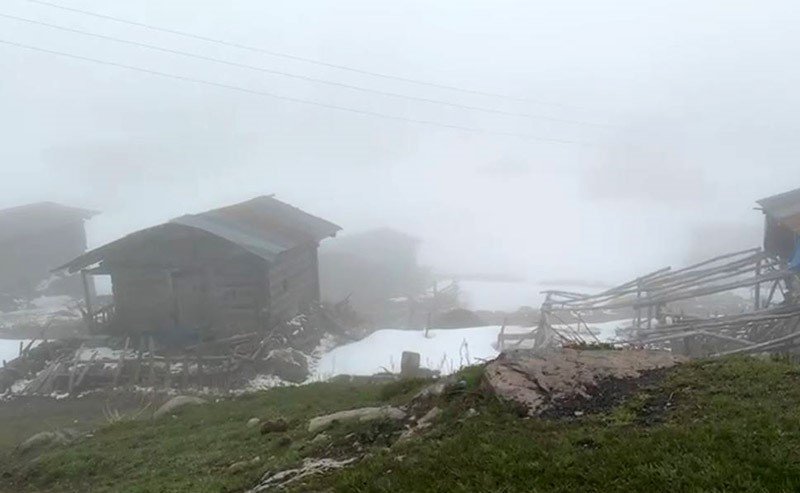 Sahara Geçidi’nde Yoğun Sis Ulaşımı Olumsuz Etkiledi