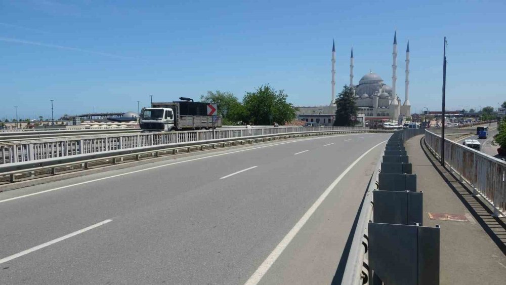 300 Milyonluk Viyadük İçin Yıkım Kararı.. Trabzon'da Tartışmalar Yeniden Alevlendi!