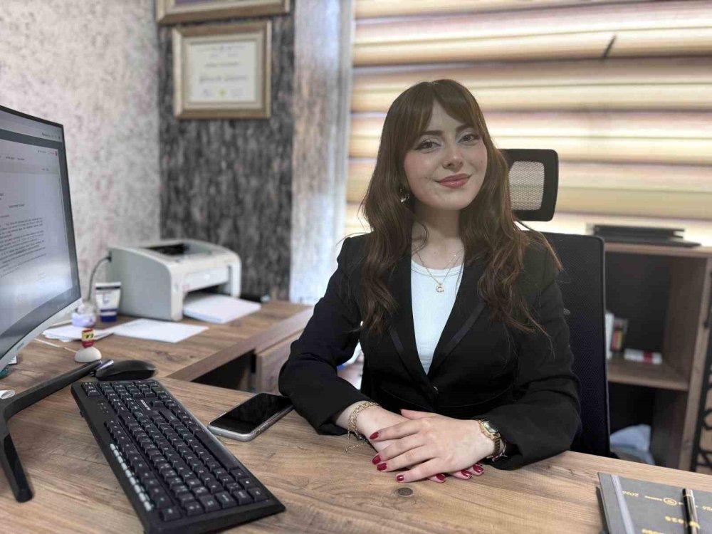ATM'de Unutulan Kartlar Risk Oluşturuyor.. Kullanıcılara Hızlı Bildirim Çağrısı!