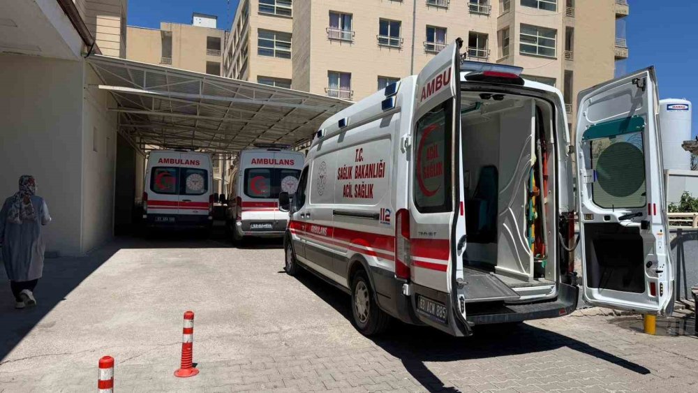 Siverek’te Erkek Şiddeti.. 44 Yaşındaki Kadın ve 24 Yaşındaki Kızı Yaralandı!