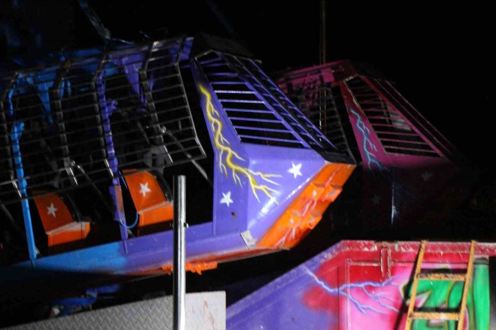 Amasya'da Lunaparkta Feci Kaza.. 20 Yaşındaki Çalışan Yaşamını Yitirdi!
