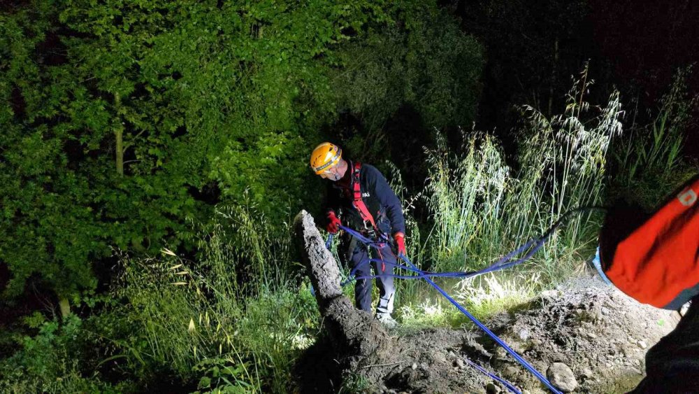 Karabük’te Endişeli Bekleyiş.. Filyos Çayı’na Düşen CHP’li Yönetici Her Yerde Aranıyor!