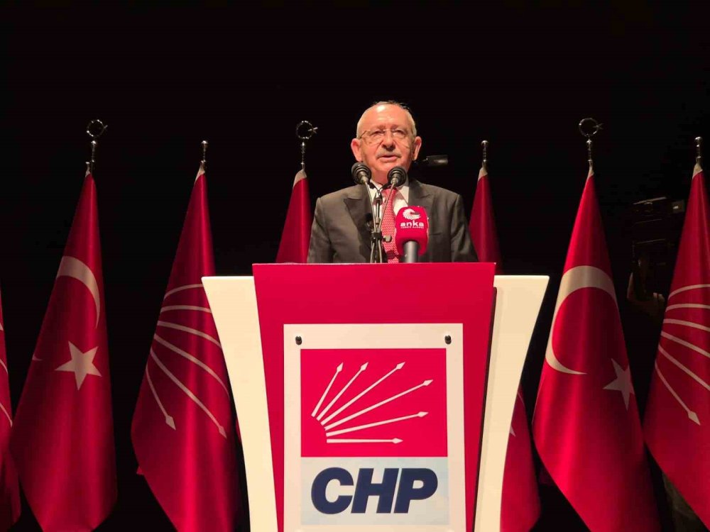 CHP'de Liderlik Tartışması Büyüyor.. Genel Merkez ve Meclis'ten Ayrı Toplantılar!
