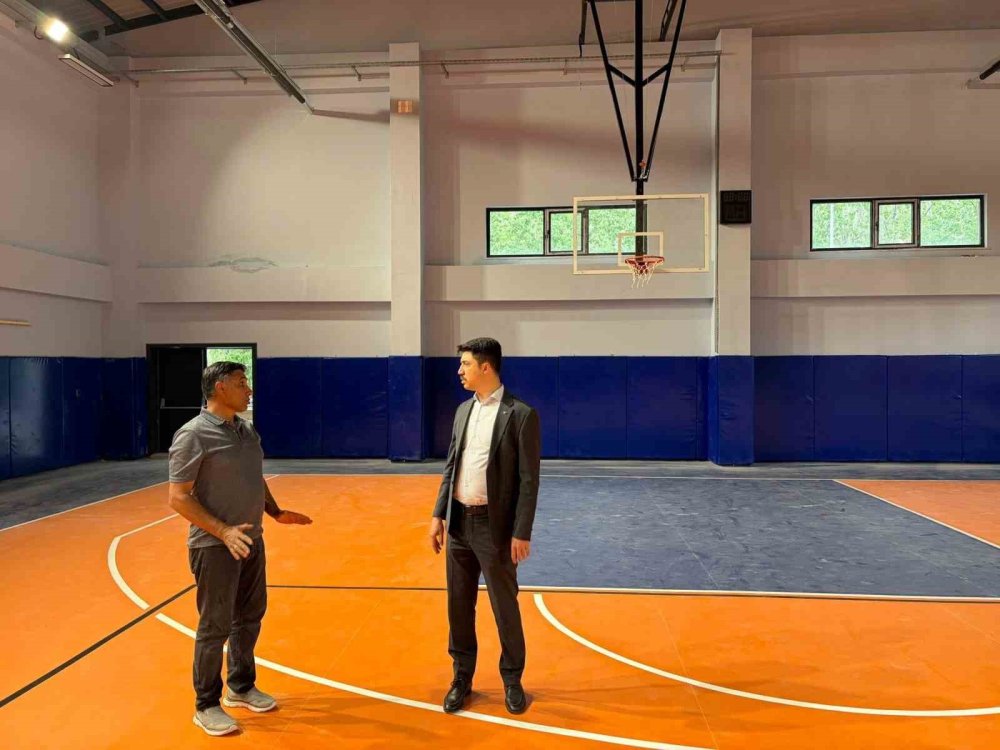 Digor'da Spor Tesisi İnşaatı Sürüyor.. Çalışmalar Planlanan Takvimde Devam Ediyor!