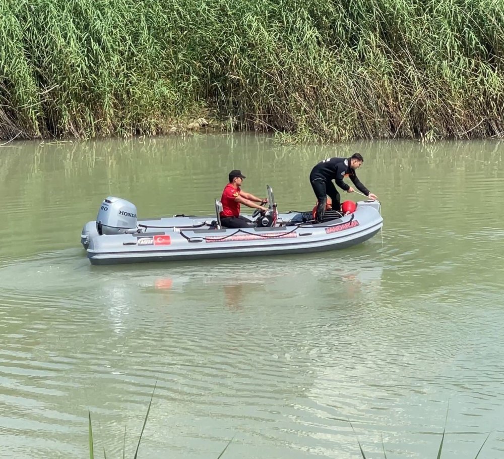 Antalya’da Çaya Düşen 16 Yaşındaki Kız Çocuğundan Acı Haber Geldi