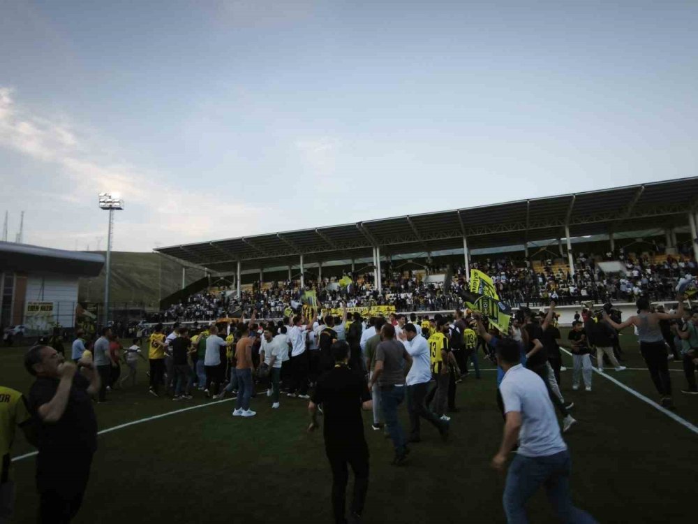 3. Lig Yolunda Son Viraj.. Bitlis Spor 1916 Final Biletini Son Dakikalarda Aldı!