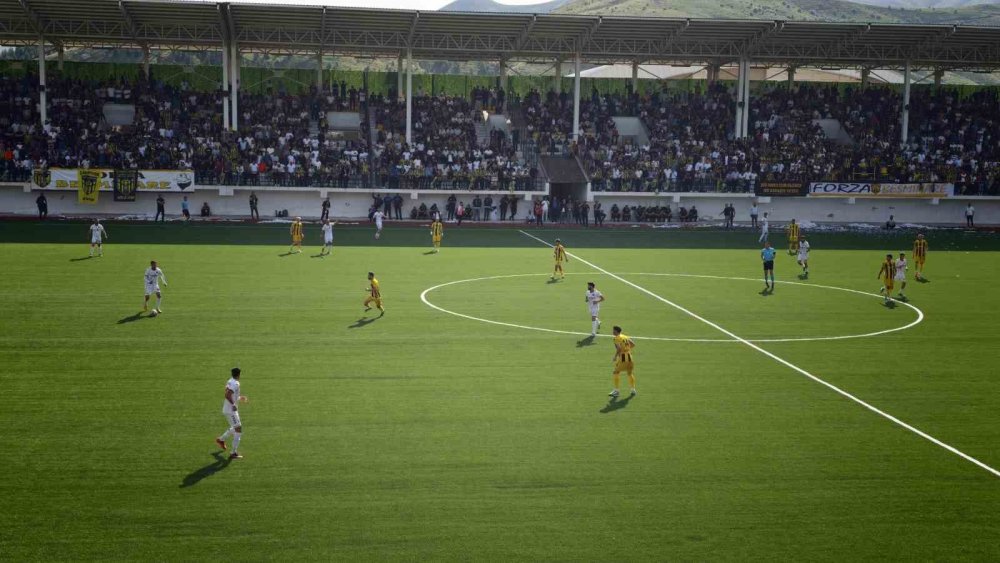 3. Lig Yolunda Son Viraj.. Bitlis Spor 1916 Final Biletini Son Dakikalarda Aldı!