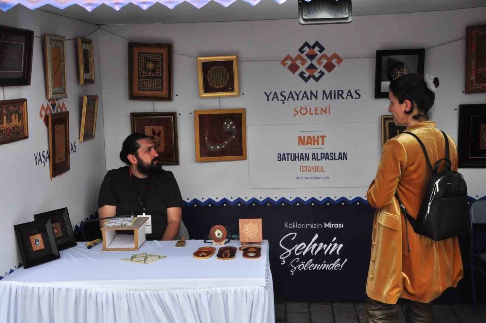 Üç Günlük Şölen Kapılarını Açtı.. Geleneksel Sanatlar Ziyaretçilerle Buluştu!
