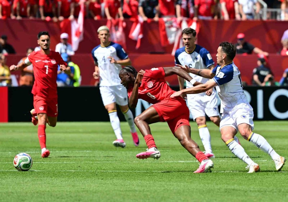 B Grubu’nda Kazanan Çıkmadı.. Kanada ve Bosna Hersek 1-1 Berabere Kaldı!