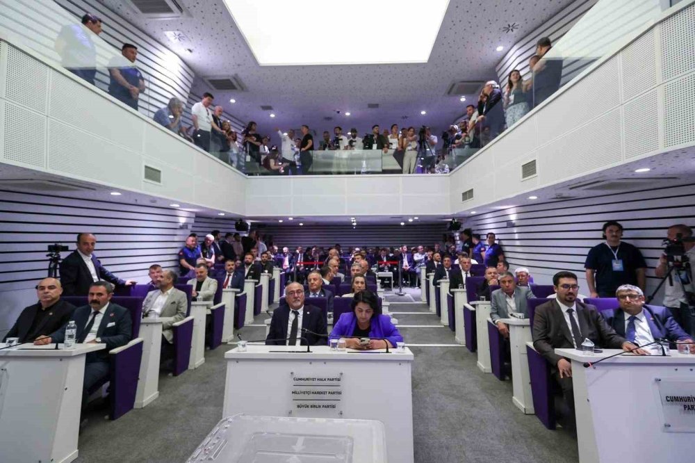 Buca Belediyesi’nde Başkanvekili CHP’li Hüseyin Benzer Oldu
