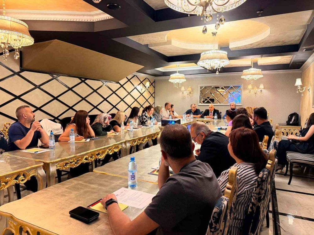 Erivan’da Dikkat Çeken Buluşma.. Karslı Turizm Temsilcileri İş Birliği Fırsatlarını Görüştü!