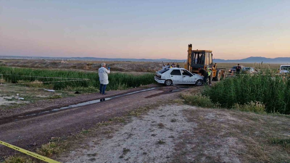 Karaman’da Acı Kaza.. Dereye Devrilen Otomobilde 3 Çocuk Yaşamını Yitirdi!
