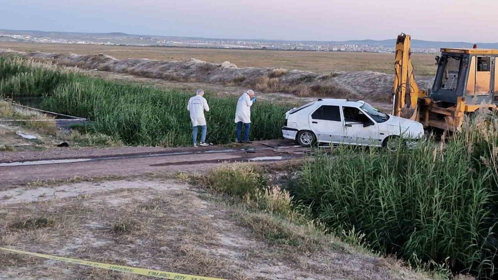 Karaman’da Acı Kaza.. Dereye Devrilen Otomobilde 3 Çocuk Yaşamını Yitirdi!