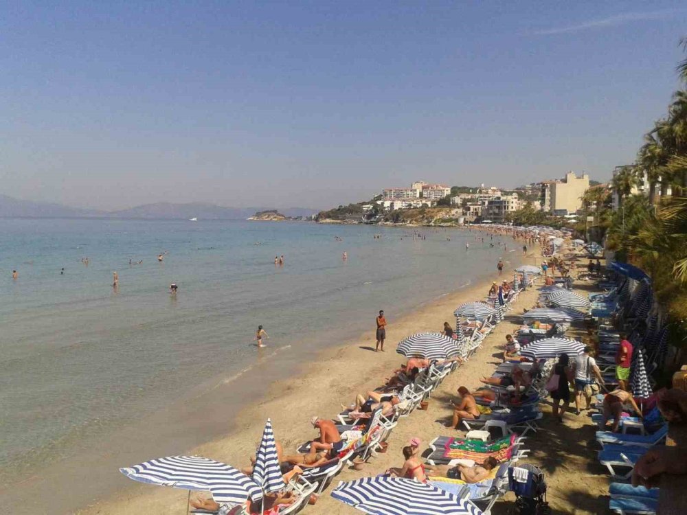 Kuşadası’nda Deniz Suyu Kalitesi Yüz Güldürdü