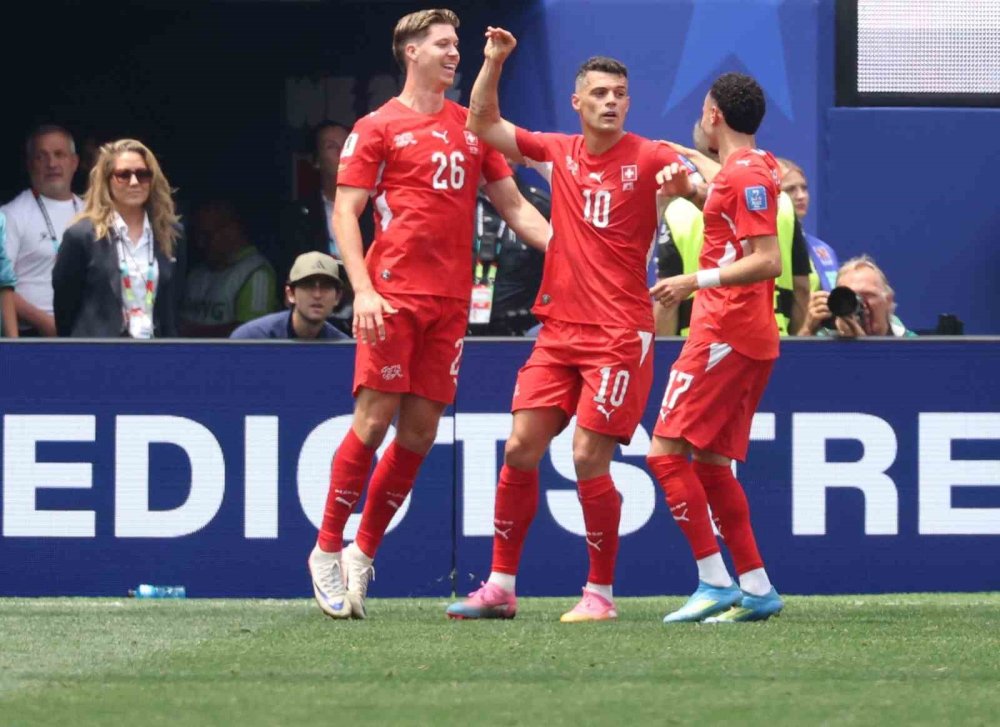 İsviçre’den Dünya Kupası’nda Güç Gösterisi.. Bosna Hersek’i 4 Golle Geçti!