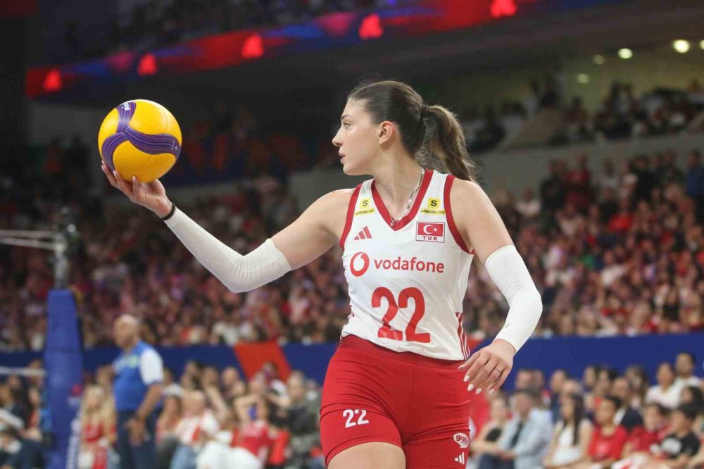 Milletler Ligi'nde Kritik Galibiyet.. Türkiye, Almanya Engelini 3-2 Geçti!