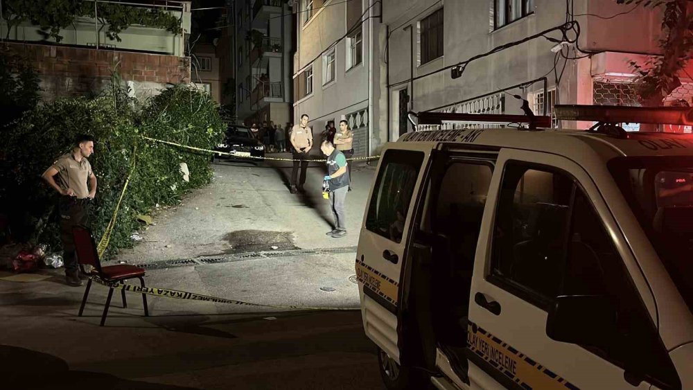 Kahve Masasında Başlayan Gerginlik Kanlı Bitti.. Şüpheli Her Yerde Aranıyor!