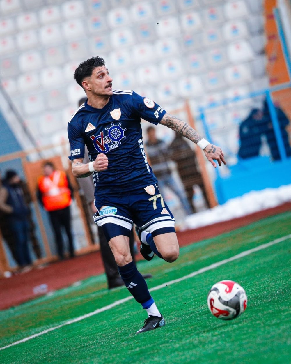 Şampiyon Teknik Adam Erzurumspor’da Kaldı.. Özbalta ile Yeni Sözleşme!