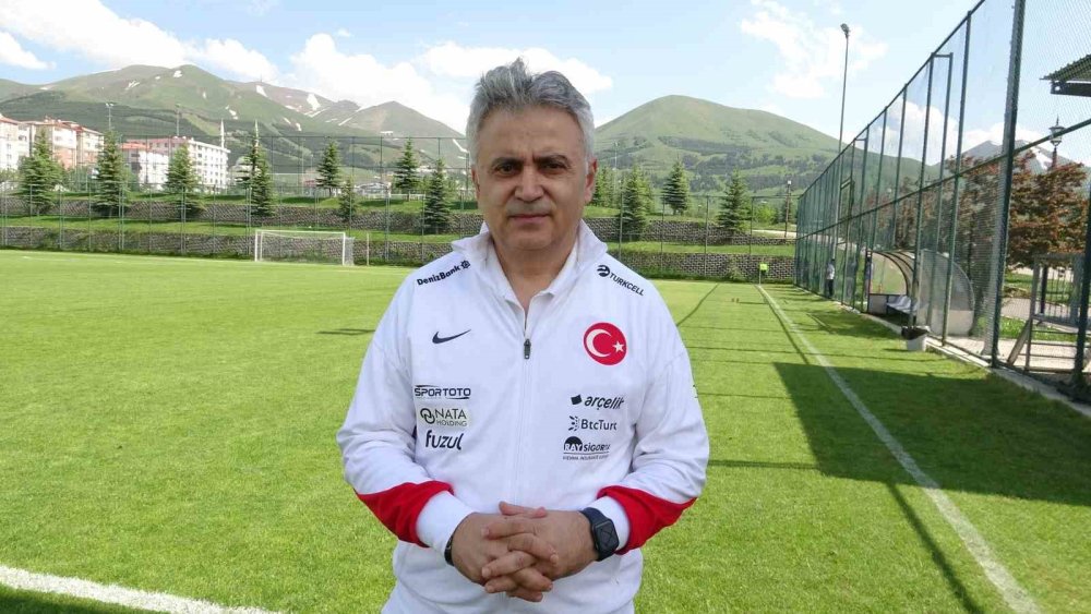 Erzurum'da UEFA Regions Cup Heyecanı Başladı.. 14 Bölge Şampiyonluk İçin Sahada!