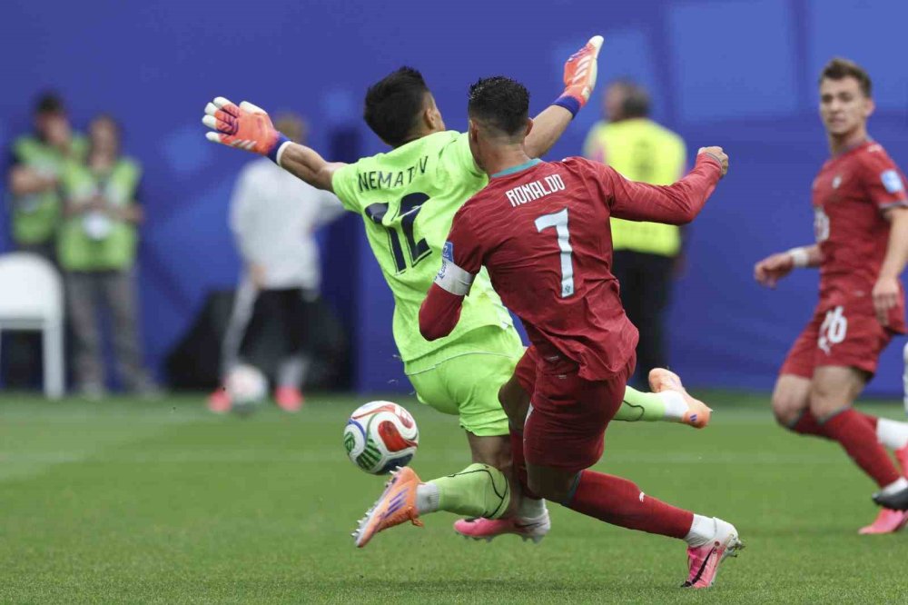 Portekiz’den Dünya Kupası’nda Gol Şovu.. Ronaldo Rekorlarla Gecenin Yıldızı Oldu!