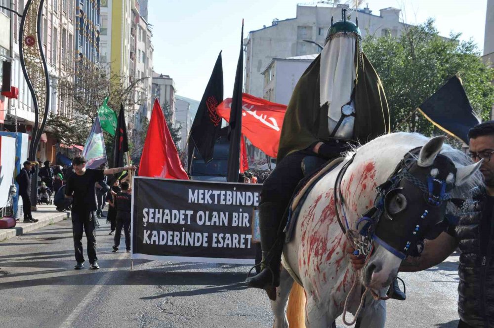 Kars’ta Kerbela Şehitleri Anıldı