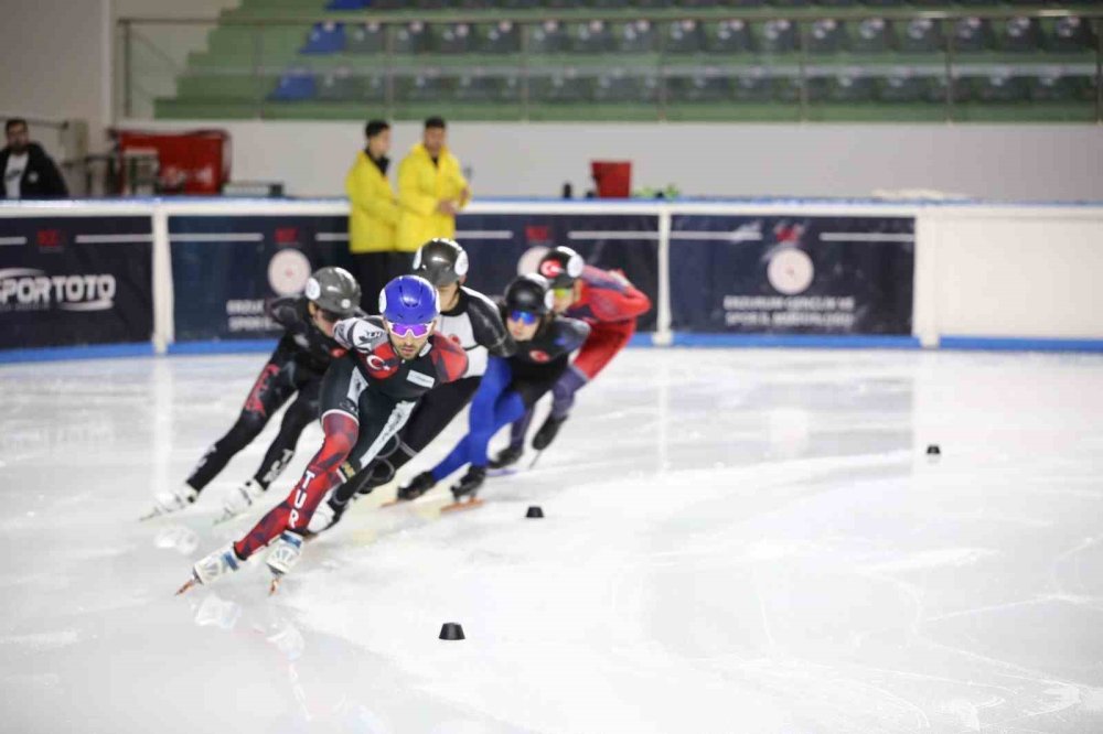 Erzurum’da Short Track Türkiye Şampiyonası Sürüyor.. Şampiyon Sporcular Belli Oldu!