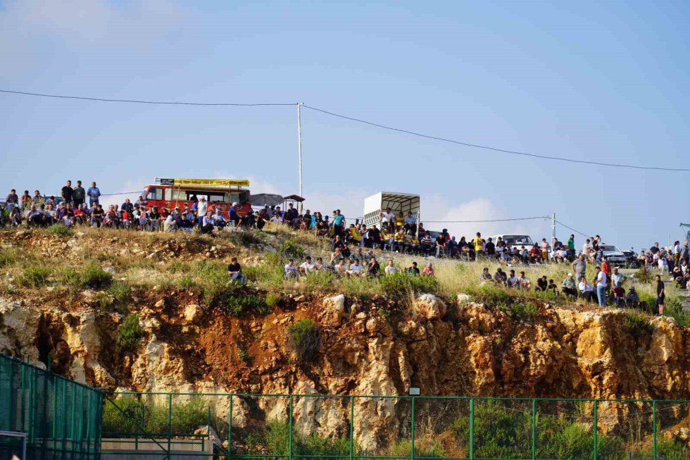Kadınların İlgi Gösterdiği Futbol Turnuvası Başladı: Tepeler Seyirciyle Doldu