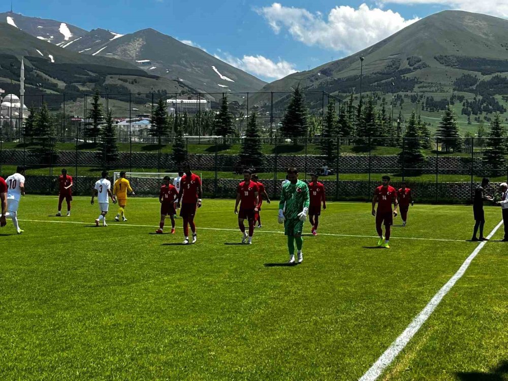 UEFA Regions’ Cup'ta Şampiyonluk Maçı.. İstanbul ile Ankara Finalde Karşılaşacak!