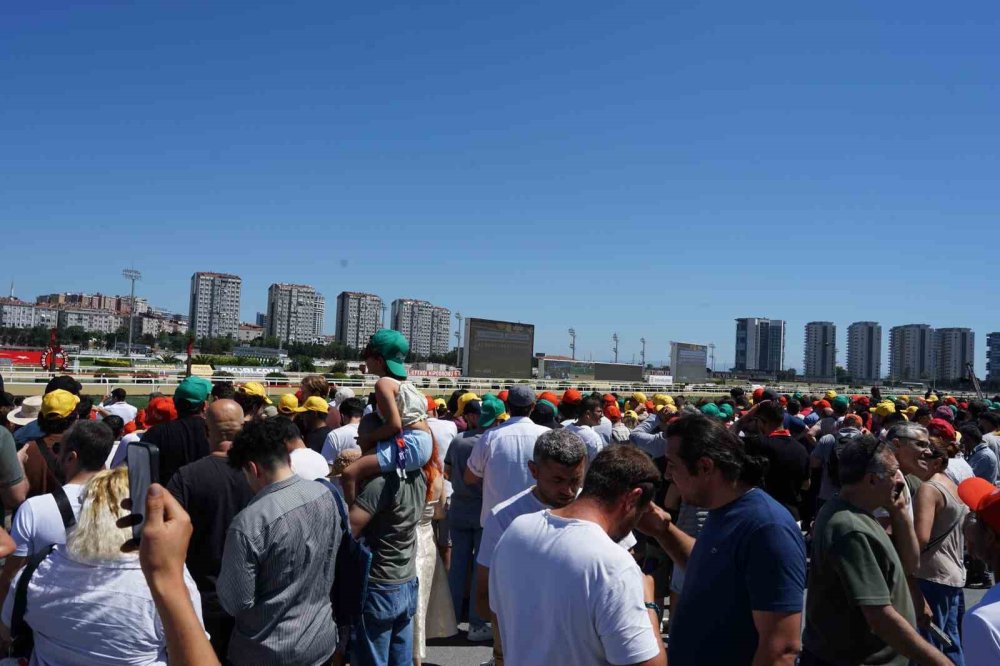 100’üncü Gazi Koşusu’nda Zafer Bay Nalçakan’ın.. Halis Karataş Tarihe Geçti!