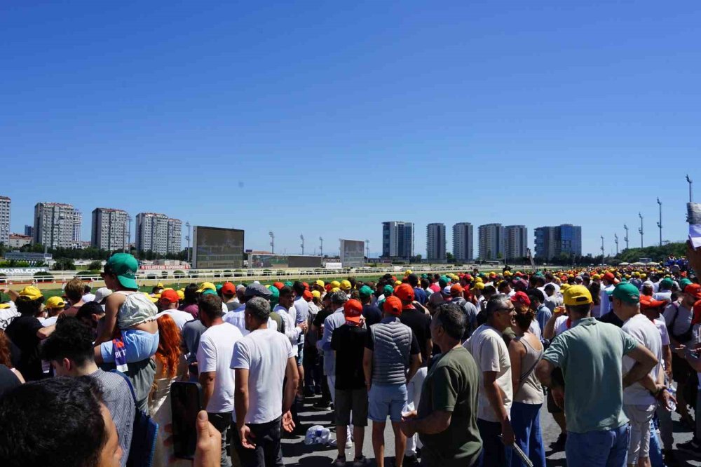 100’üncü Gazi Koşusu’nda Zafer Bay Nalçakan’ın.. Halis Karataş Tarihe Geçti!
