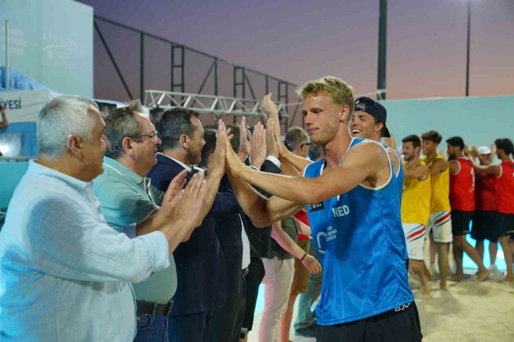 Balıkesir Futures.. Ayvalık Üç Gün Boyunca Dünya Voleyboluna Ev Sahipliği Yaptı!