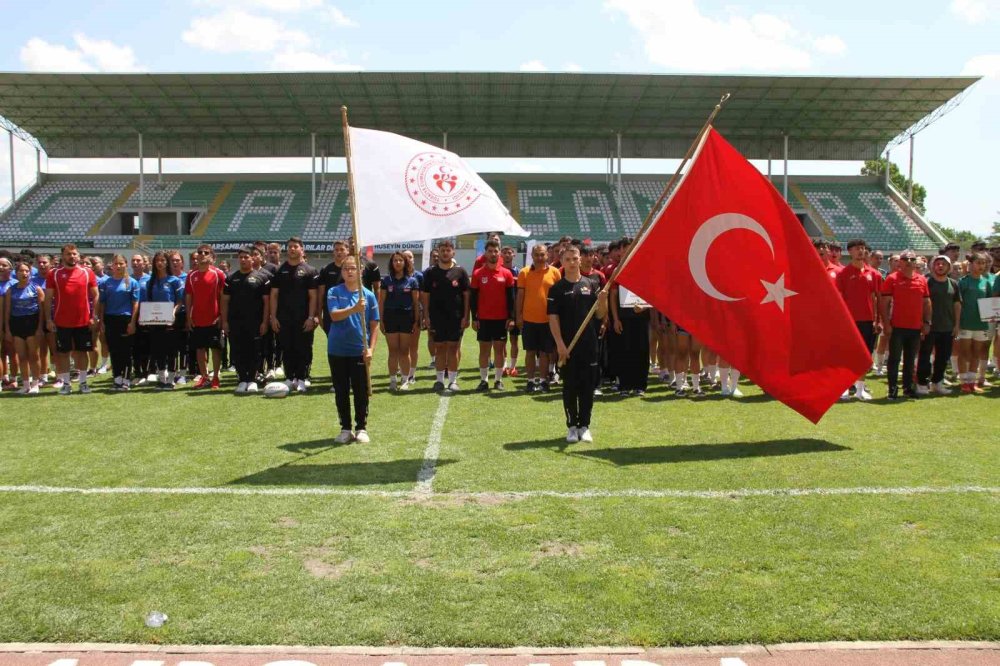 13 Kentten 301 Ragbici Samsun'un Çarşamba İlçesinde Buluştu