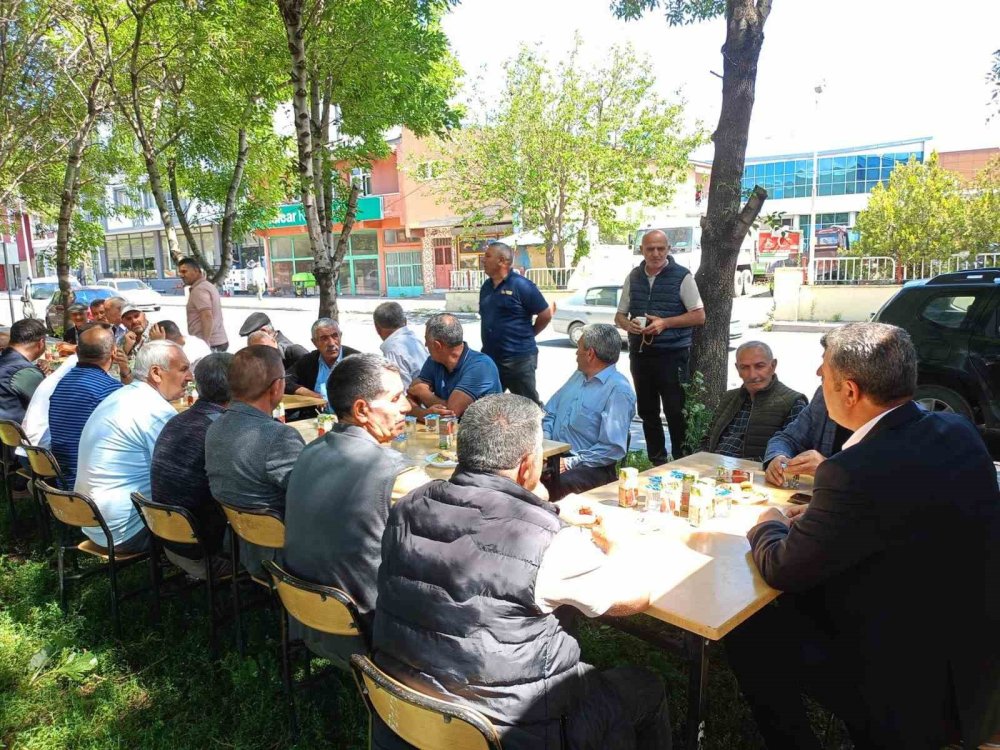 AK Partili Akyaka Belediyesi’nde Halk Buluşması.. Başkan Soruları Doğrudan Yanıtladı!