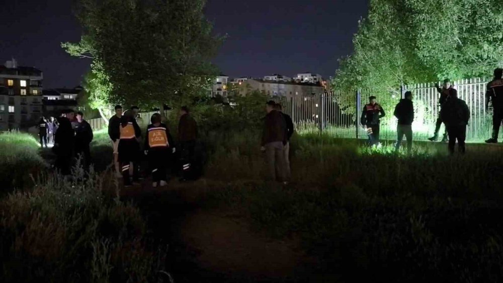 Erzurum’da Gece Yarısı Bebek Ağlama Sesi İhbarı.. Ekipler Bölgede Arama Yaptı!