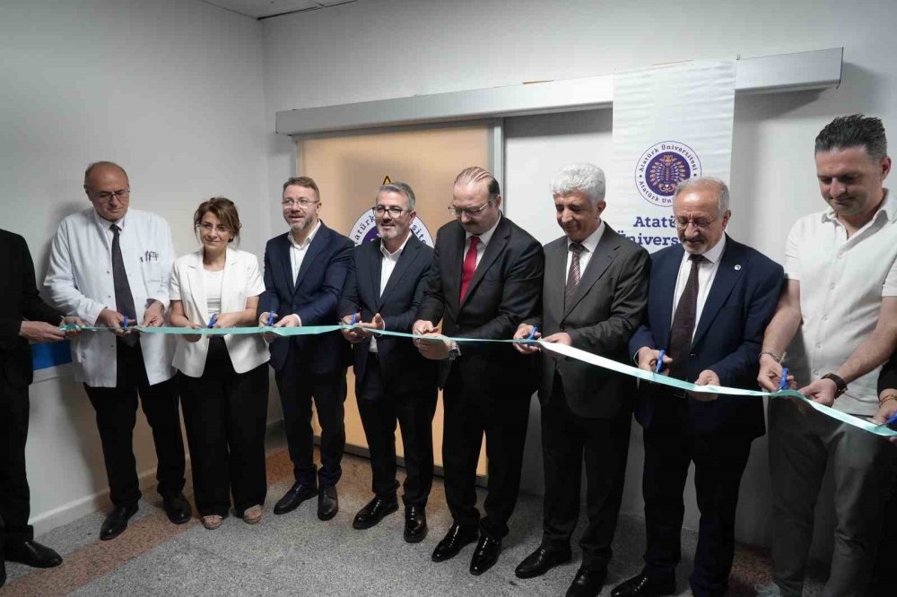 Atatürk Üniversitesi’nde Refraktif Cerrahi Merkezi Hizmete Girdi.. Yeni Dönem Başladı!