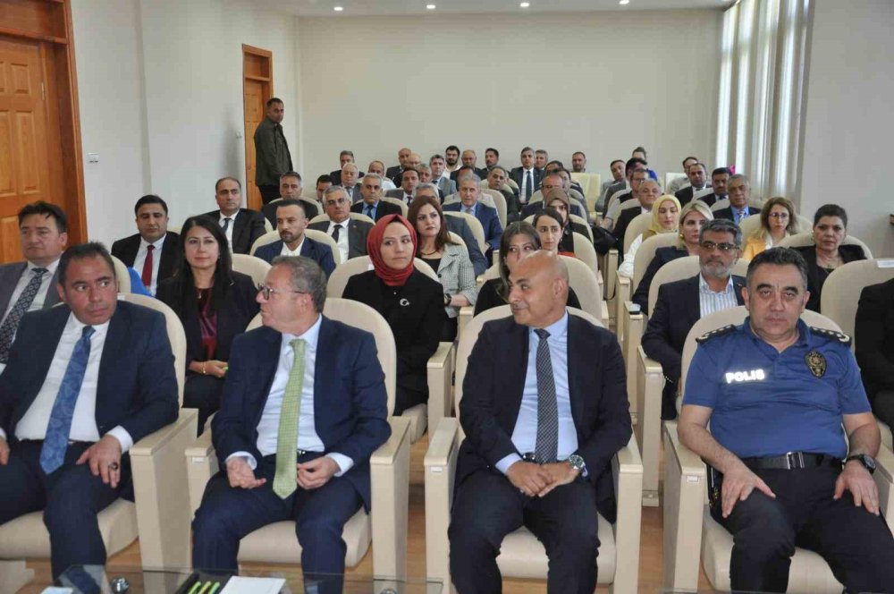 Kars'ta İş Sağlığı ve Güvenliği Toplantısı.. Kamu Kurumlarındaki Süreçler Ele Alındı!