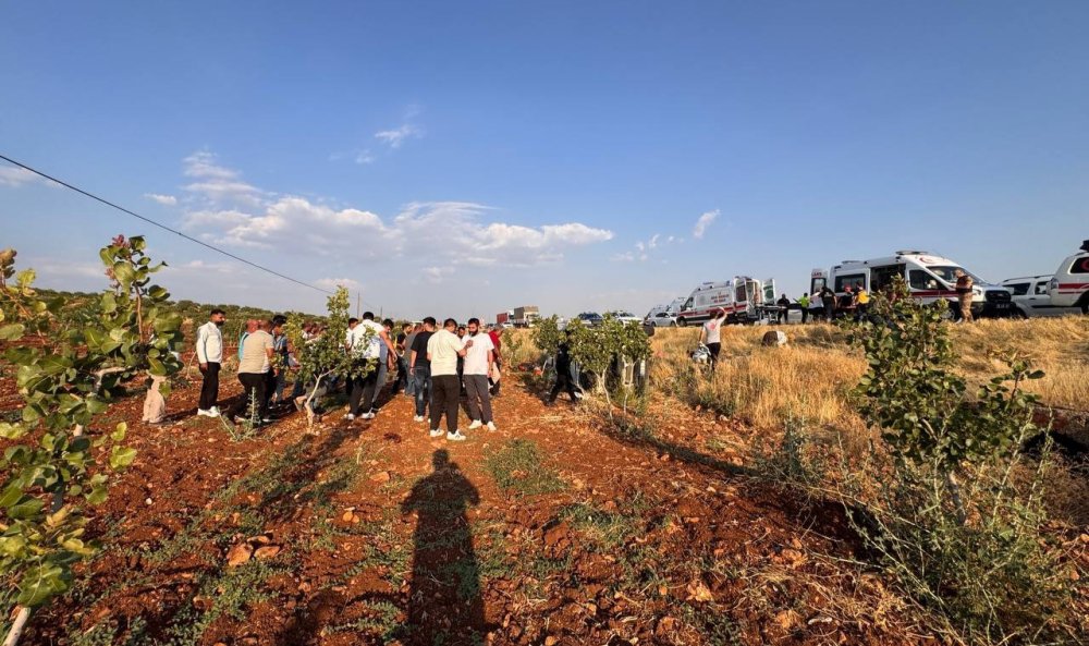 Tarım İşçilerini Taşıyan İki Minibüs Devrildi.. Konya ve Ş.Urfa’da 39 Kişi Yaralandı!