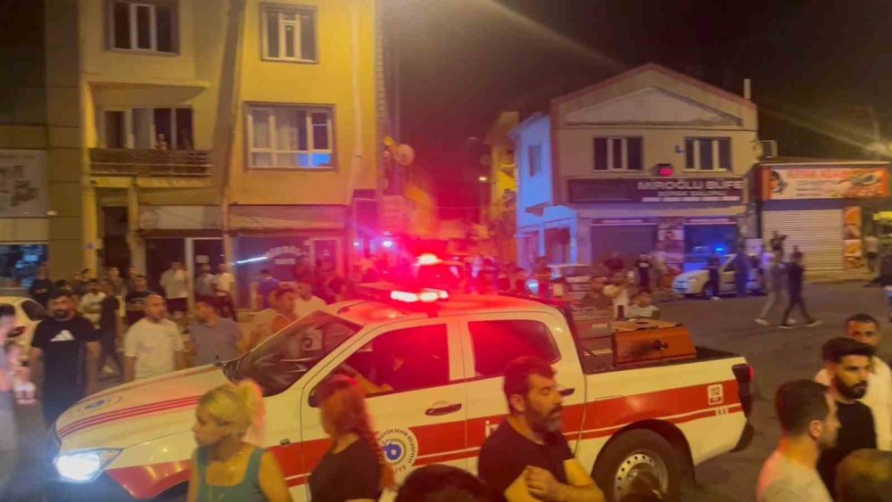 Tekirdağ Çorlu'da Apartmanda Patlama.. Doğal Gaz Şüphesi, 2 Ölü ve 2 Yaralı!