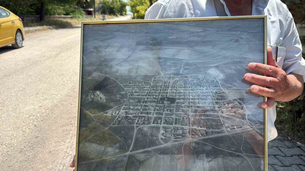 Adeta Cetvelle Çizilmiş 113 Yıllık Bu Köyde Çıkmaz Sokak Yok