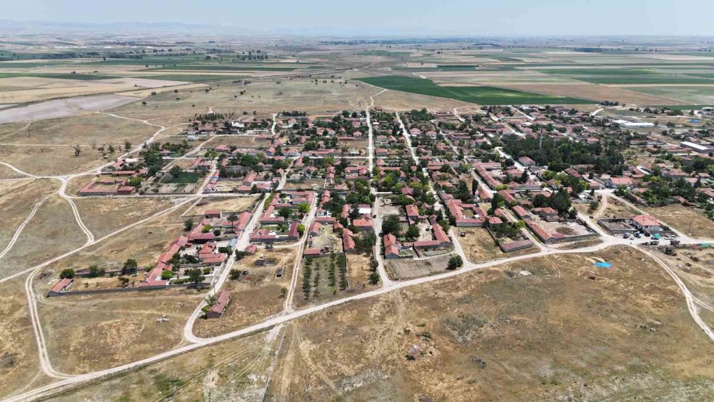 Adeta Cetvelle Çizilmiş 113 Yıllık Bu Köyde Çıkmaz Sokak Yok
