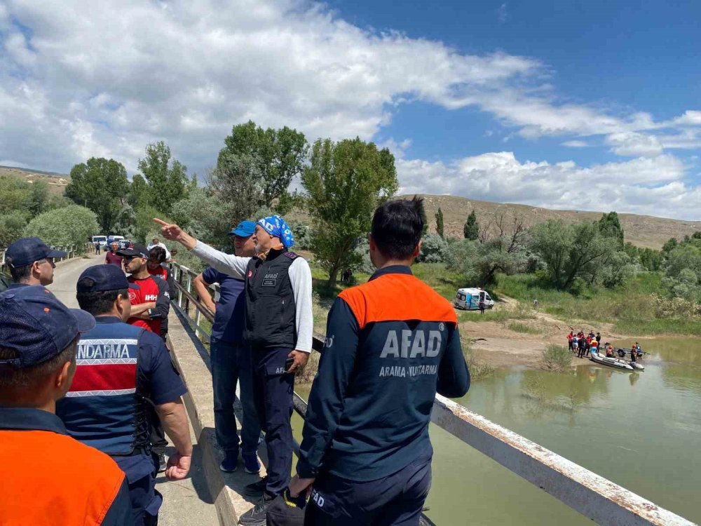 Çocuğunu Kurtarmak İçin Kızılırmak’a Giren Babanın Cansız Bedeni Bulundu