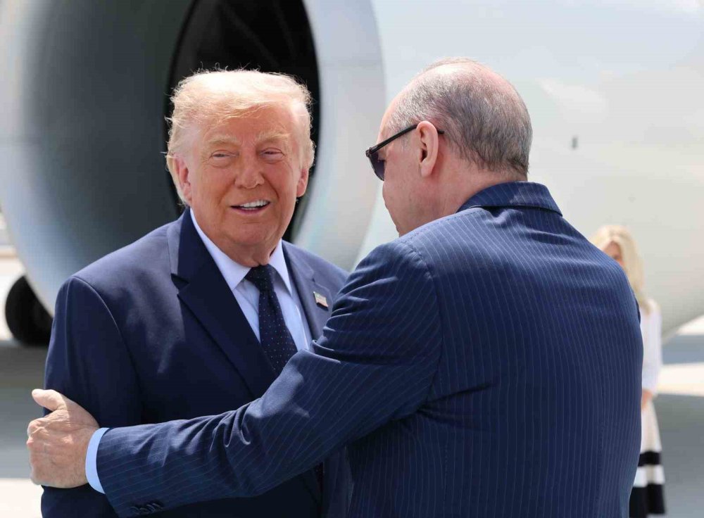 Erdoğan’dan Trump’a Resmî Karşılama.. NATO Zirvesinde Kritik Temas Başladı!