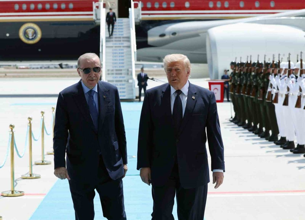 Erdoğan’dan Trump’a Resmî Karşılama.. NATO Zirvesinde Kritik Temas Başladı!
