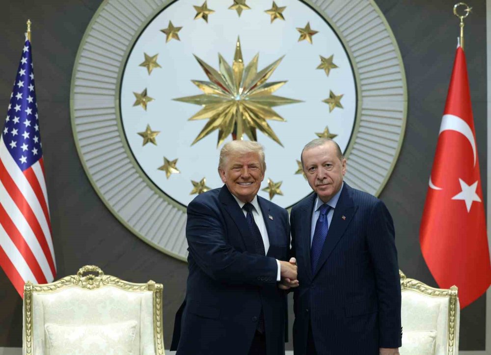 Erdoğan’dan Trump’a Resmî Karşılama.. NATO Zirvesinde Kritik Temas Başladı!
