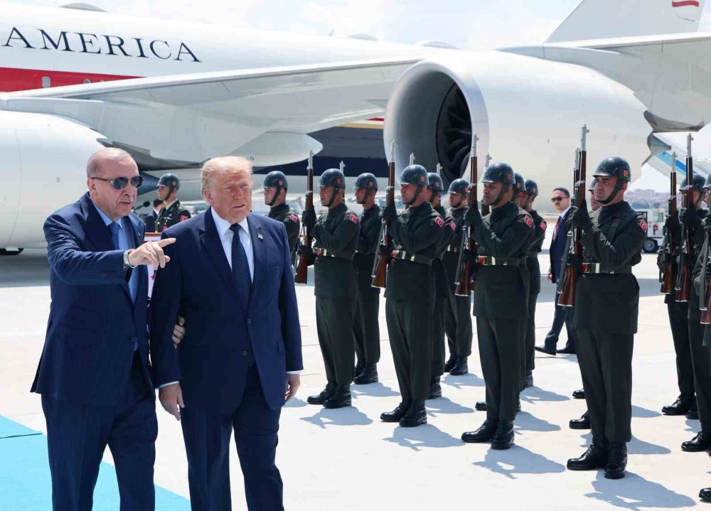 Erdoğan’dan Trump’a Resmî Karşılama.. NATO Zirvesinde Kritik Temas Başladı!