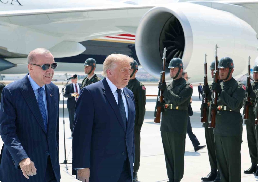 Erdoğan’dan Trump’a Resmî Karşılama.. NATO Zirvesinde Kritik Temas Başladı!