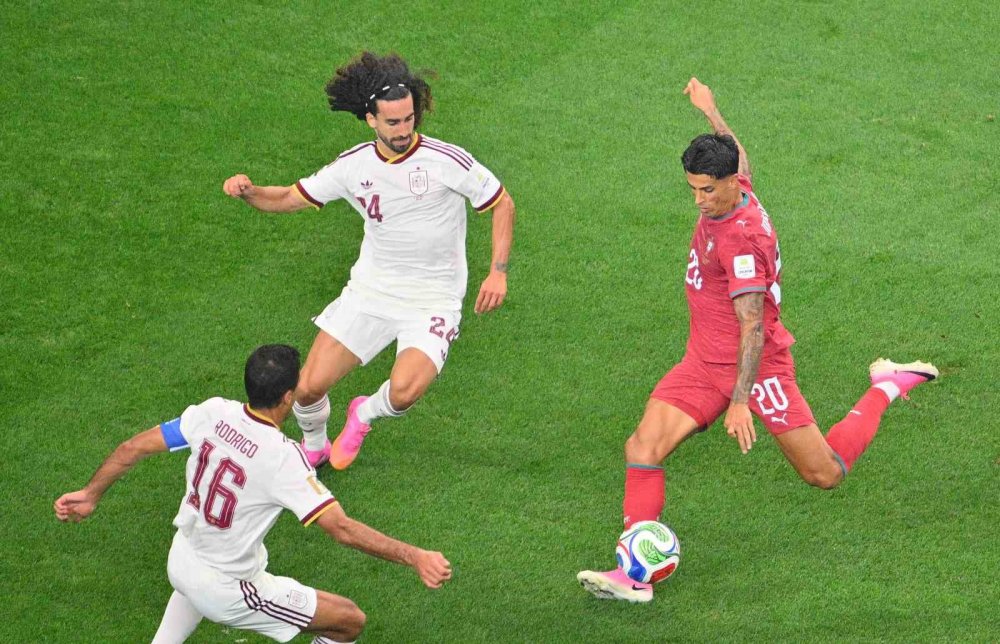 İ̇spanya Çeyrek Finale Yükseldi
