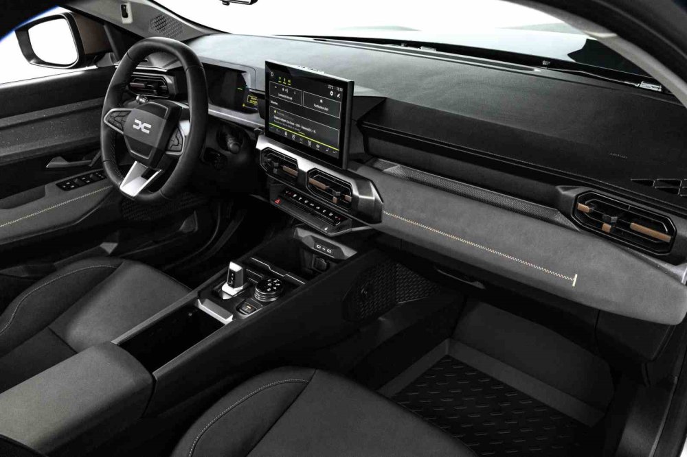 400 Milyon Euroluk Yatırımın Son Modeli Tanıtıldı.. Dacia Striker Türkiye'de Üretilecek!