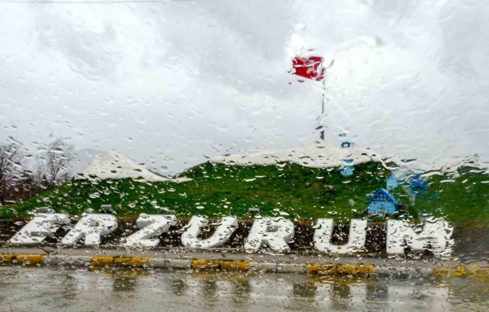 Meteoroloji'den Kars ve Bölge İçin Kuvvetli Yağış Uyarısı.. Sel ve Yıldırım Riskine Dikkat!